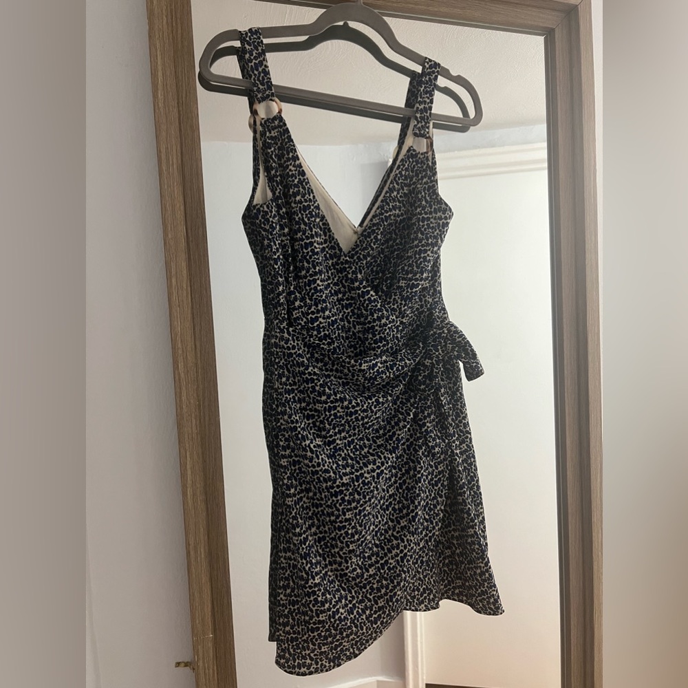 Blue leopard wrap, formfitting dress